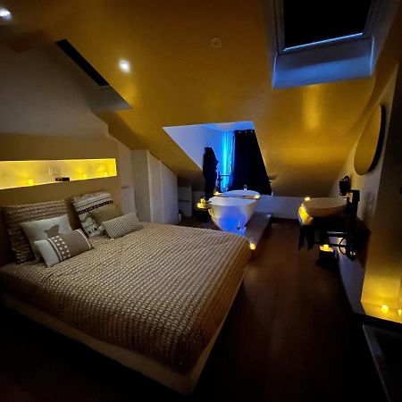 Appartement Le Nid D'Amour - Escapade Romantique à Dieppe Extérieur photo