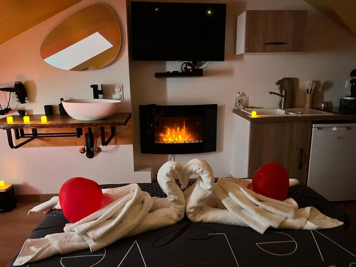 Appartement Le Nid D'Amour - Escapade Romantique à Dieppe Extérieur photo
