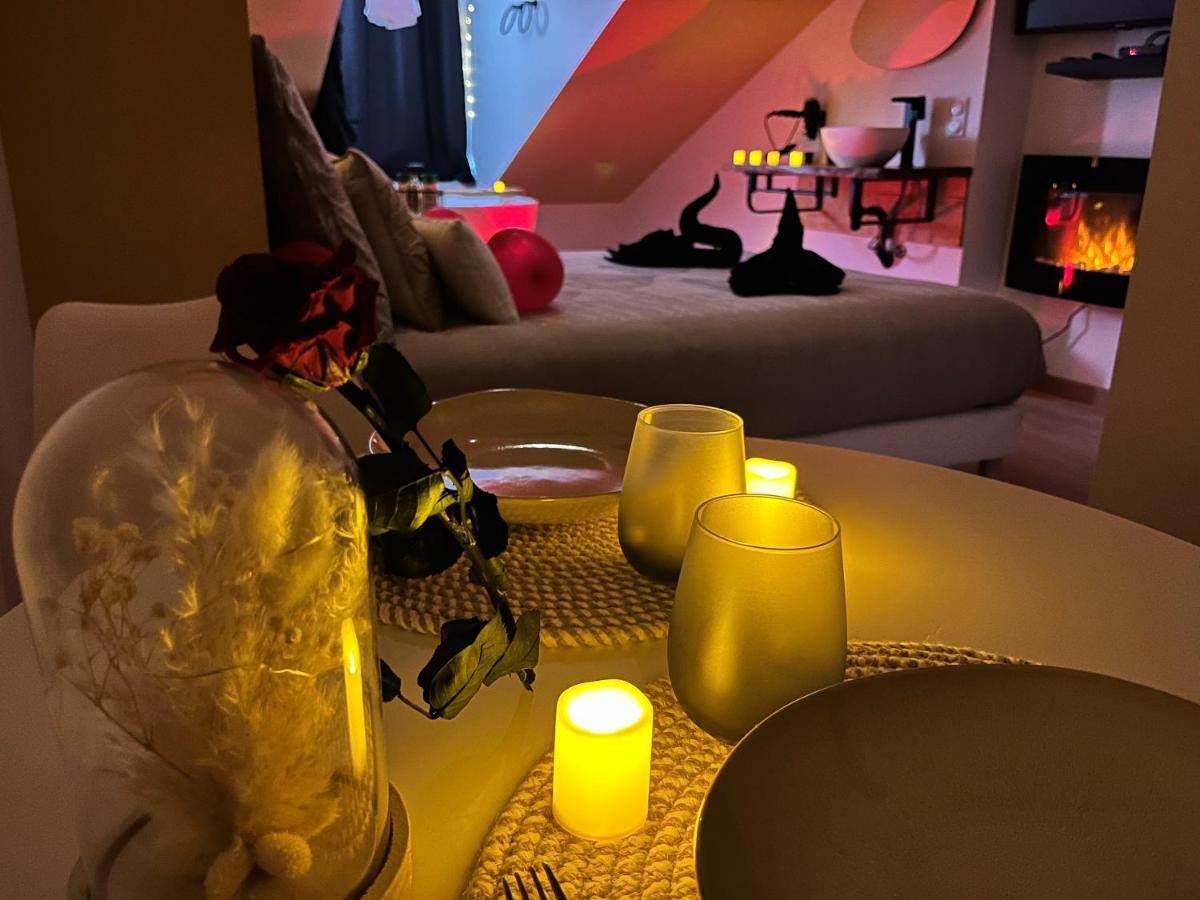 Appartement Le Nid D'Amour - Escapade Romantique à Dieppe Extérieur photo