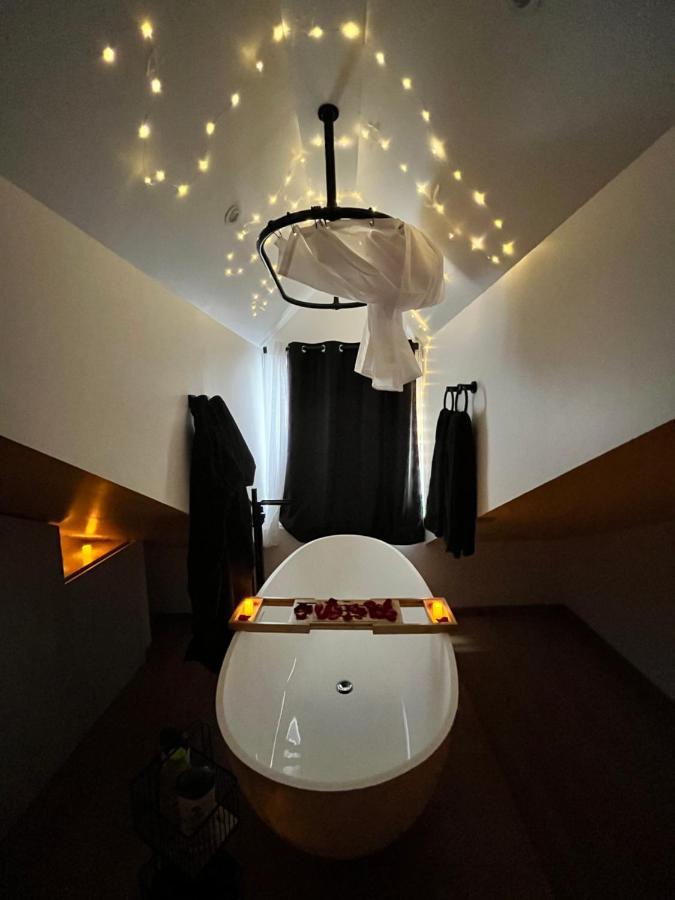 Appartement Le Nid D'Amour - Escapade Romantique à Dieppe Extérieur photo